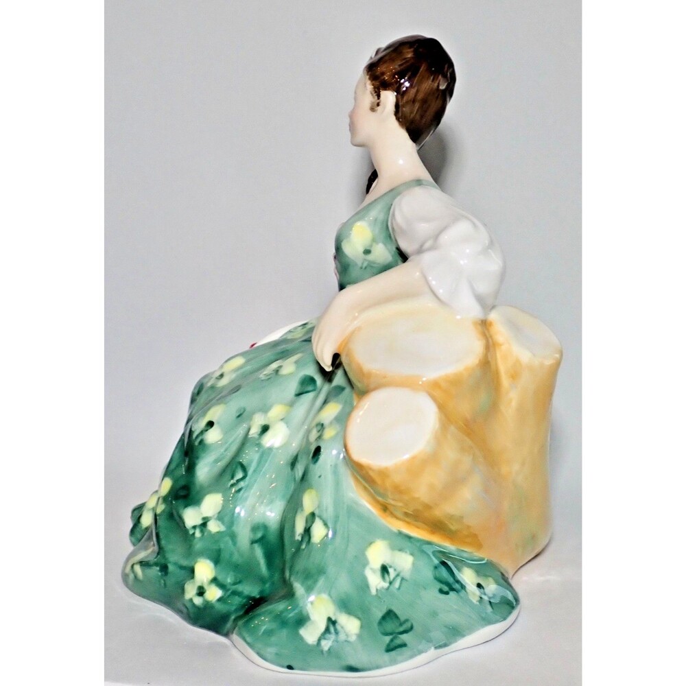 Royal Doulton England Elyse" HN 2474 Bone China Figurine England UK 1971" 5 3/4" - Picture 9 of 14